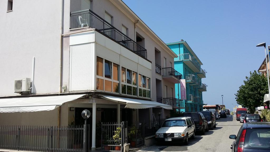 Hotel Oria Rímini Exterior foto